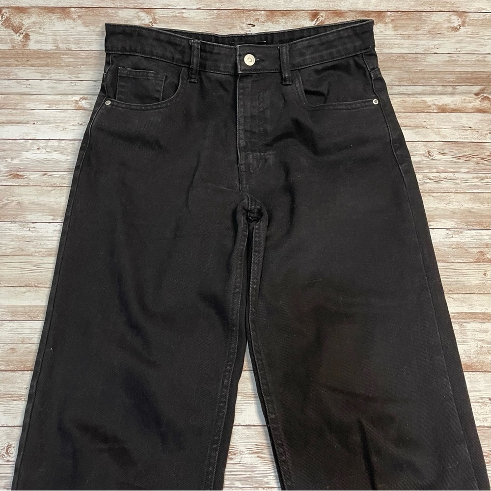 Zara High-Rise Mom Fit Jean
